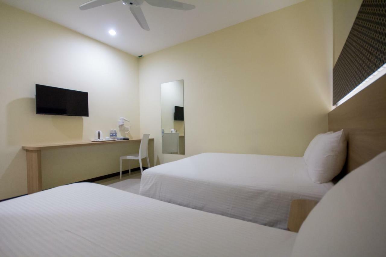 118 Hotel Macalister George Town Exterior foto