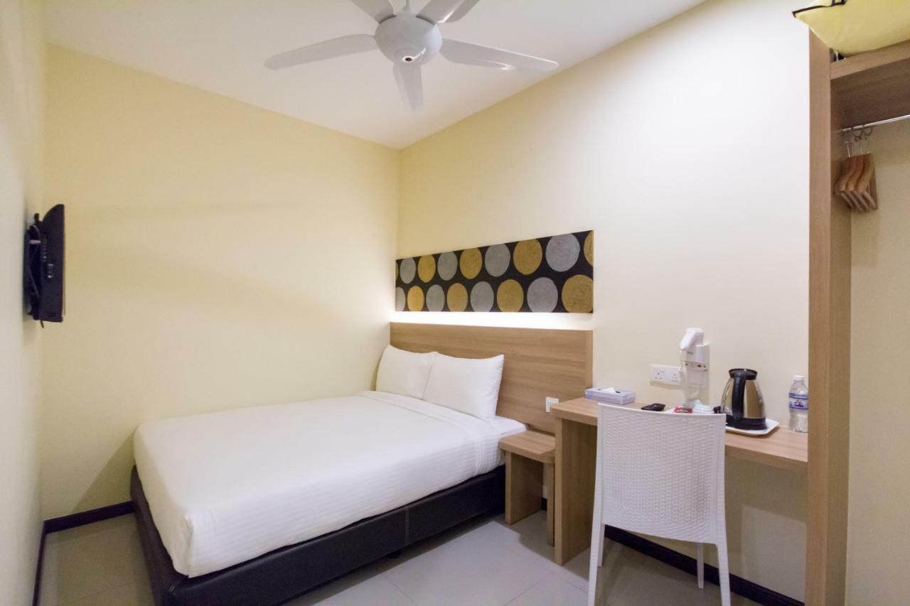 118 Hotel Macalister George Town Exterior foto
